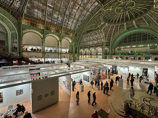 Paris Photo réinvestit cette année le Grand Palais. Photos : G. Vidamment