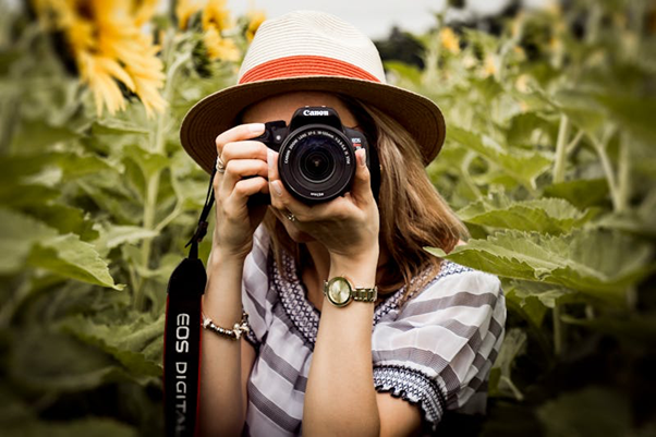 L'art de capturer les émotions : comment évoquer des sentiments à travers la photographie